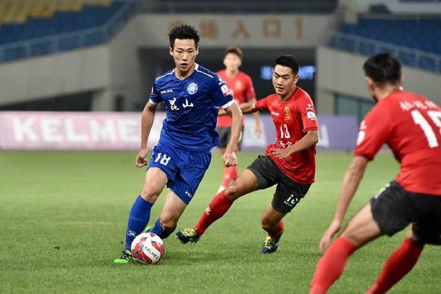 意甲-莱奥梅开二度吉鲁破门 AC米兰3-1维罗纳