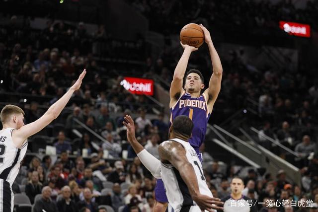 欧冠-大马丁神扑 尤文图斯0-0战平阿斯顿维拉