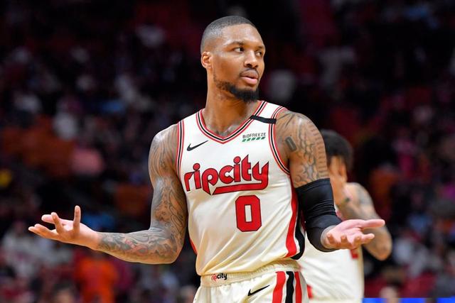 美国男篮大胜波多黎各 小组赛3战全胜晋级八强